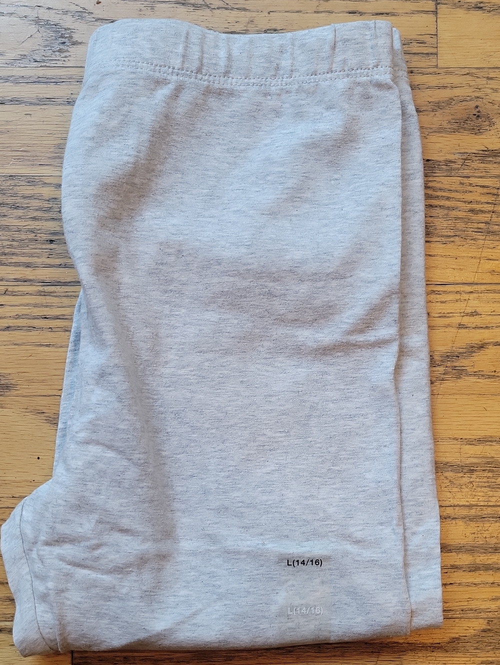 New With Tags Kids Size Large 14/16 Stretch Leggings in Light Gray